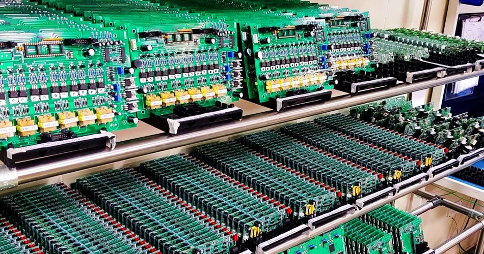 پی سی بی اے پروسیسنگ میں لیبر لاگت کے مسائل اور اصلاح کی حکمت عملی