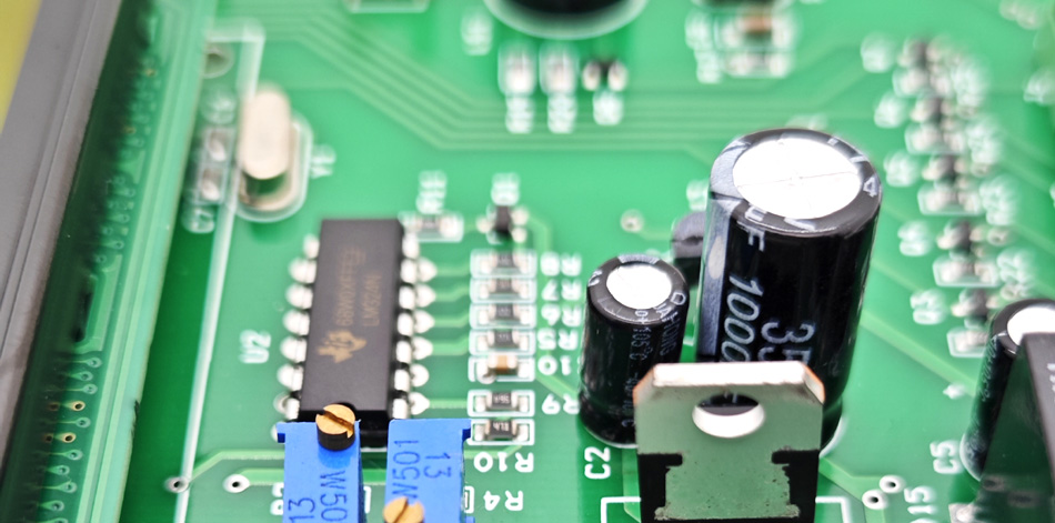 پی سی بی اے پروسیسنگ میں ڈیزائن کی تبدیلیوں کے چیلنجوں سے کیسے نمٹنے کے لئے