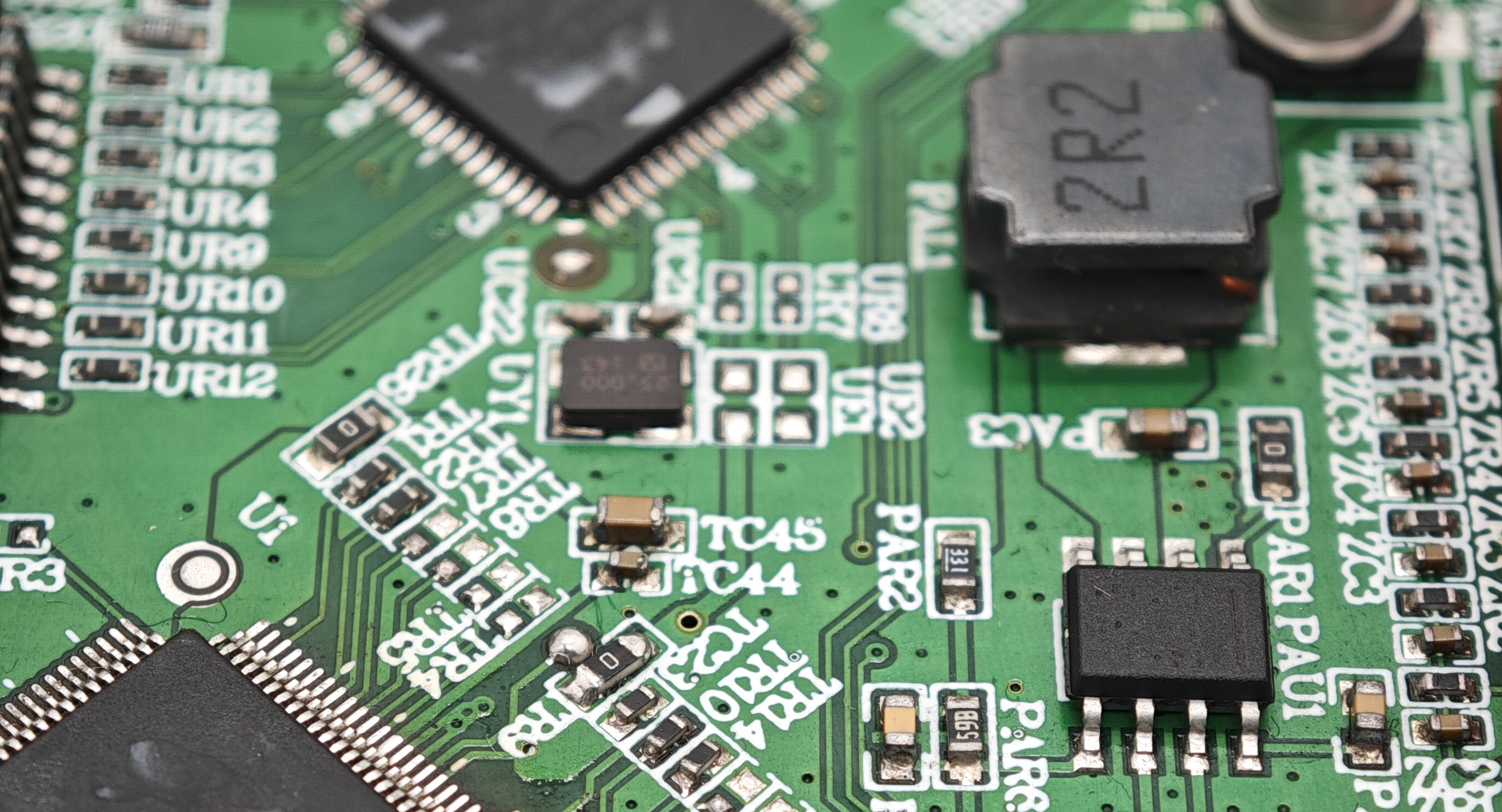 پی سی بی اے پروسیسنگ میں صارفین کی شکایات اور آراء کو کیسے سنبھالیں