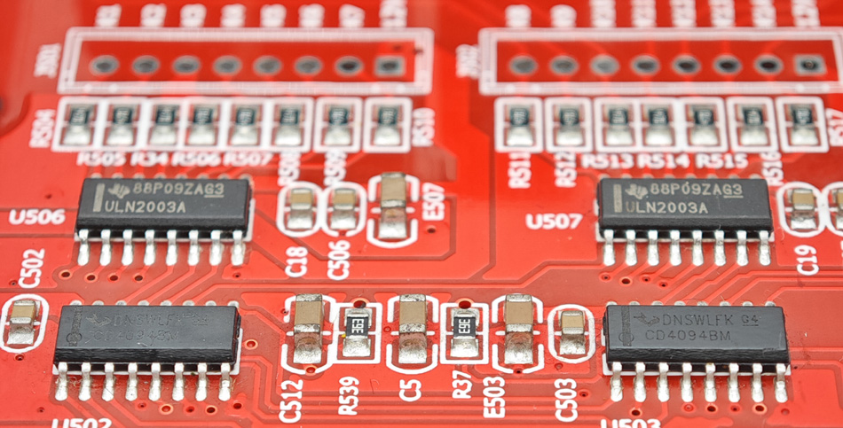 پی سی بی اے فیکٹریوں کی صنعتی اپ گریڈنگ صنعت کی تبدیلی کو کس طرح فروغ دیتی ہے؟