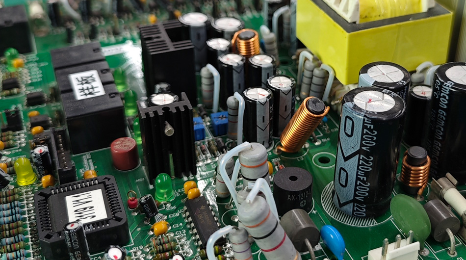 پی سی بی اے فیکٹریوں کے ملٹی چینل مواصلات کے طریقہ کار کے کسٹمر سپورٹ پر اثرات