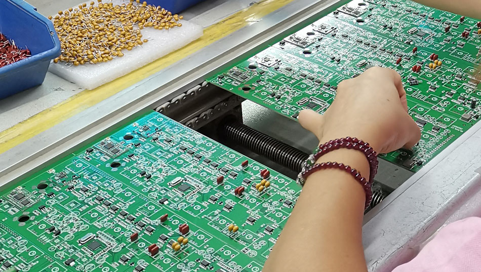 پی سی بی اے فیکٹری کی کسٹمر کنسلٹنگ سروس تکنیکی مسائل کو حل کرنے میں کس طرح مدد کرتی ہے