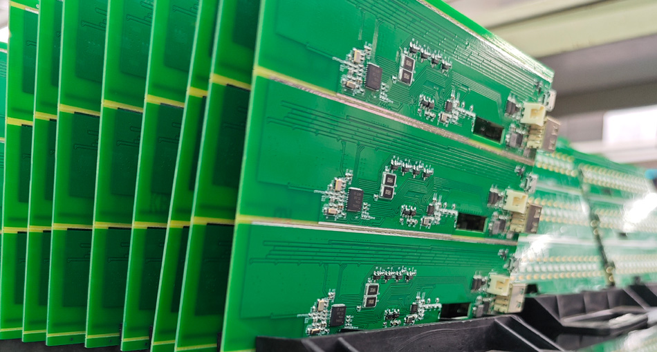 فوری جواب: پی سی بی اے فیکٹریاں فوری احکامات کی ترسیل کے چکر کو کس طرح مختصر کرسکتی ہیں؟